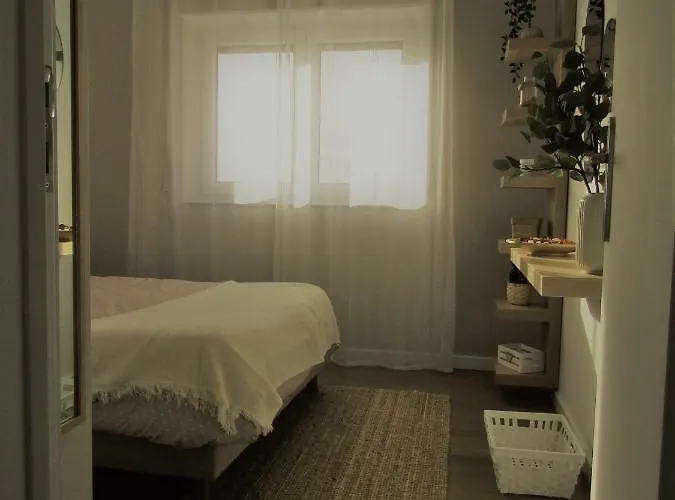 Pedras Do Mar - - Peniche